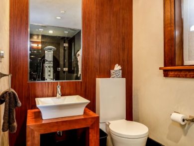 Contemporary Luxury Aspen Location Ski Home 6 Bed 8 Baths